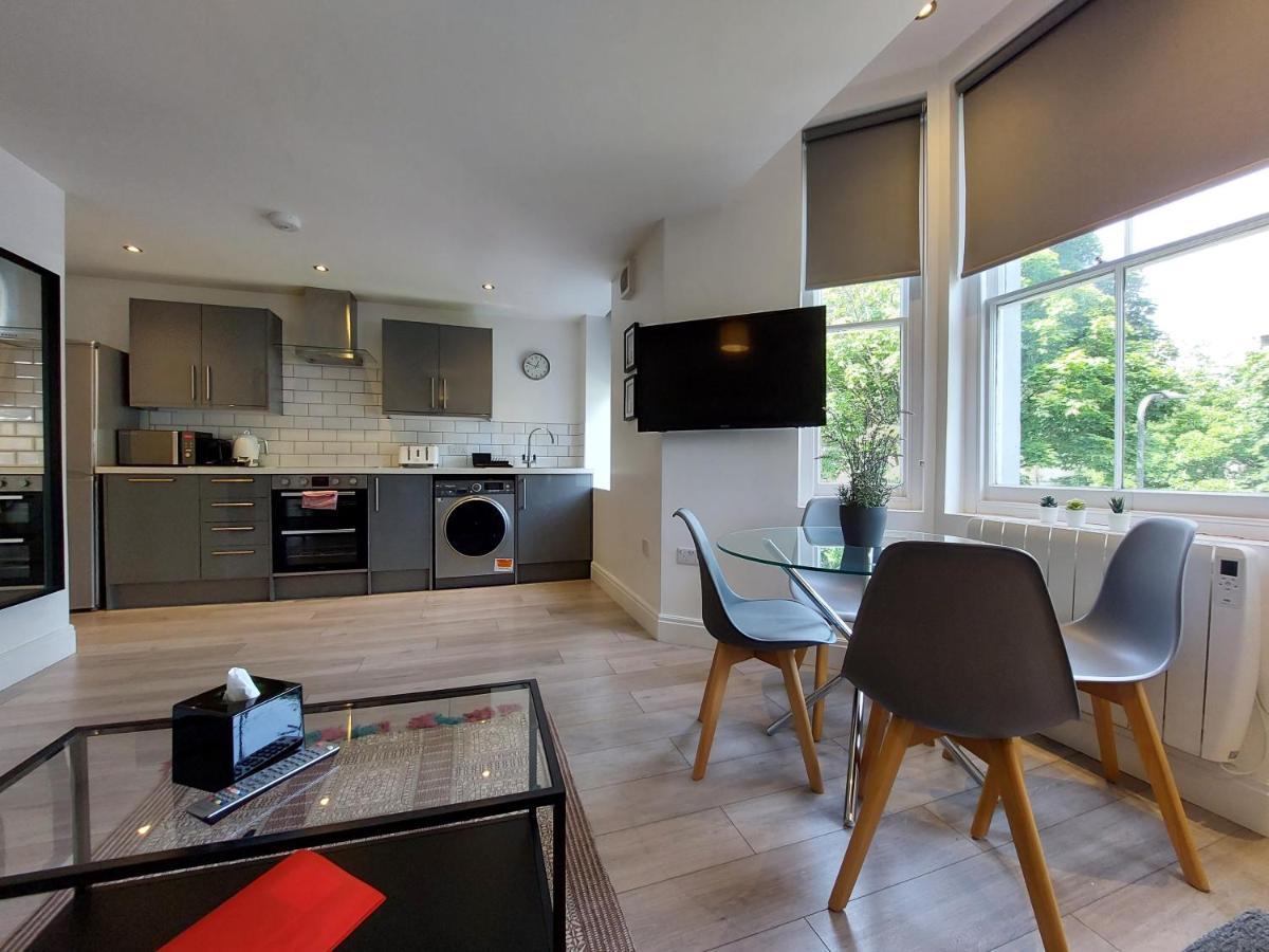 Willow Serviced Apartments - 22 Кардиф Екстериор снимка