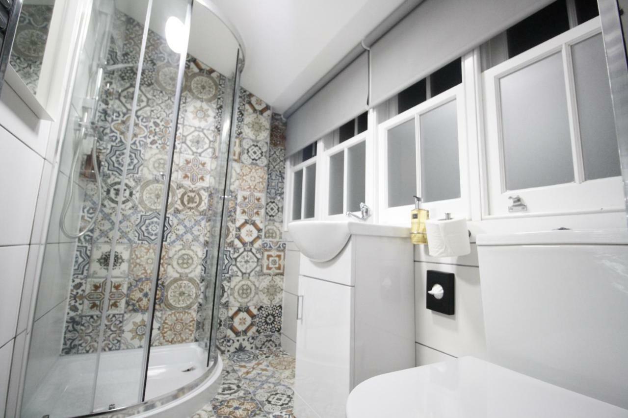 Willow Serviced Apartments - 22 Кардиф Екстериор снимка