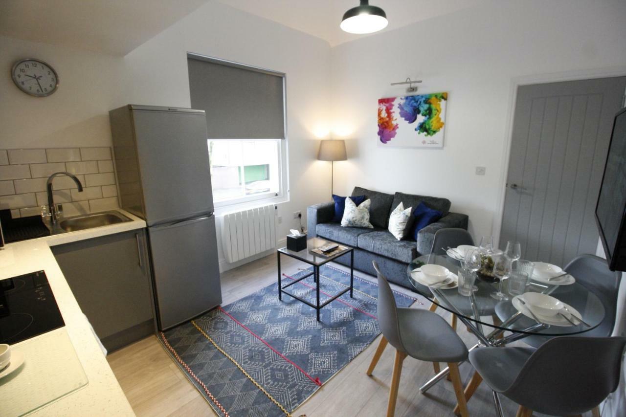 Willow Serviced Apartments - 22 Кардиф Екстериор снимка