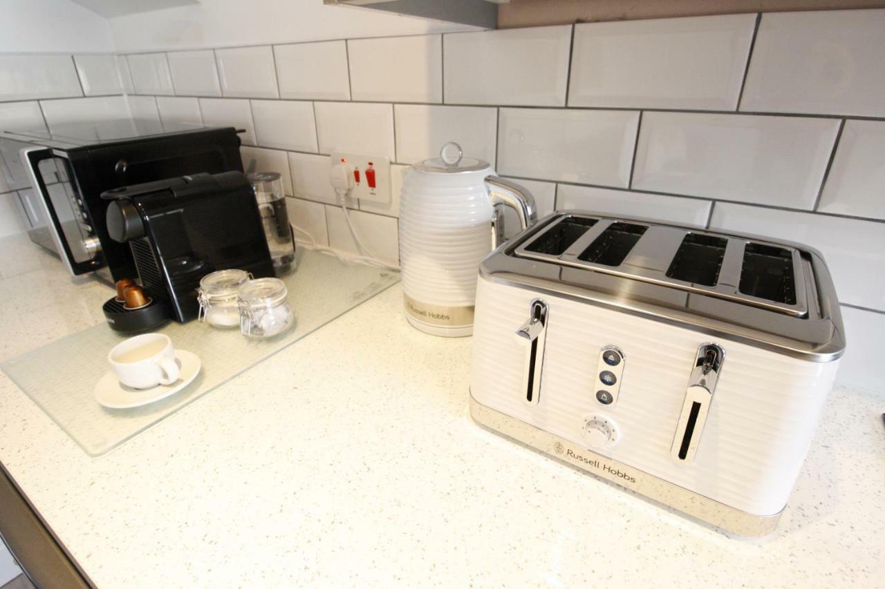 Willow Serviced Apartments - 22 Кардиф Екстериор снимка