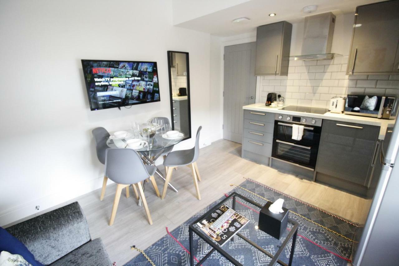 Willow Serviced Apartments - 22 Кардиф Екстериор снимка